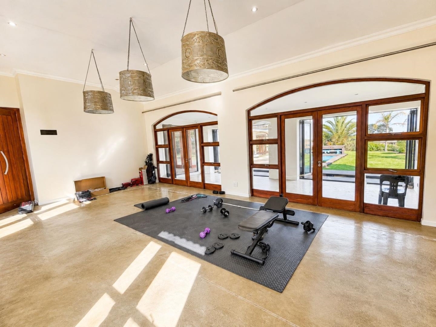 To Let 4 Bedroom Property for Rent in Klein Zevenwacht Western Cape